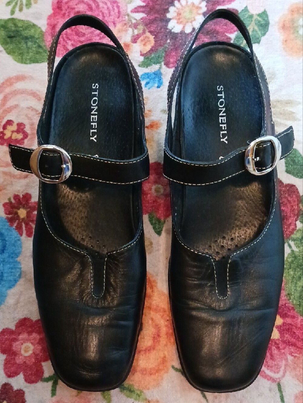 Stonefly~Black Leather Mary Jane Flats w/silver buckle